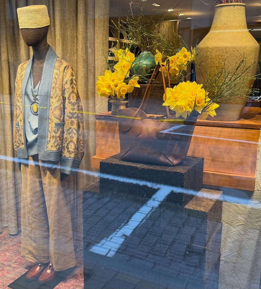 660154514_18578617186035862_7670147214496918516_n